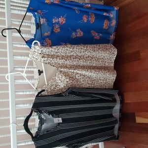 Ann Taylor sleeveless shirt L